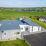 Appartement River Views,kinsale, Hosted By Exquisite Homes, Sleeps 26