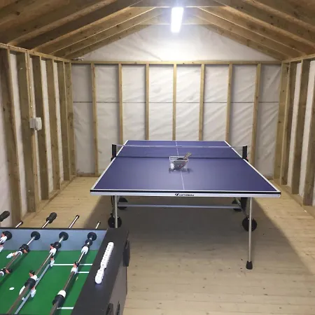 דירה River Views,kinsale, Hosted By Exquisite Homes, Sleeps 26 קינסייל