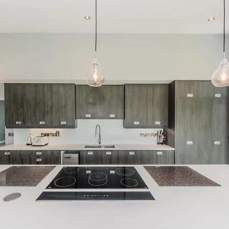 River Views,kinsale, Hosted By Exquisite Homes, Sleeps 26 Lägenhet Cork