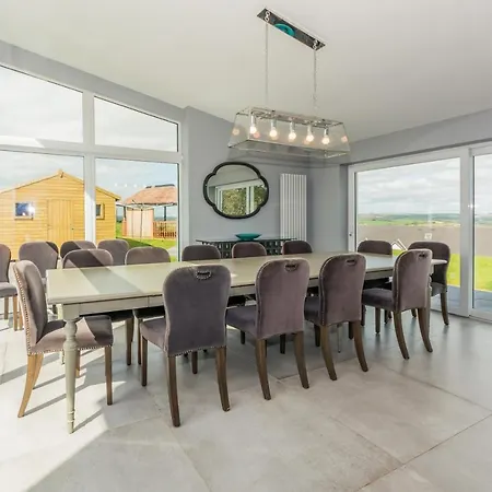 River Views,kinsale, Hosted By Exquisite Homes, Sleeps 26