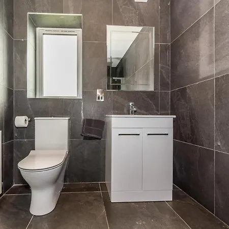 River Views,kinsale, Hosted By Exquisite Homes, Sleeps 26 דירה קינסייל