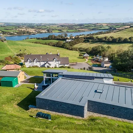 River Views,kinsale, Hosted By Exquisite Homes, Sleeps 26 דירה *