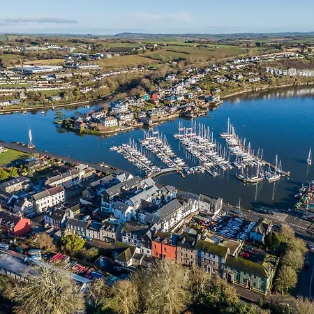 River Views,kinsale, Hosted By Exquisite Homes, Sleeps 26 *