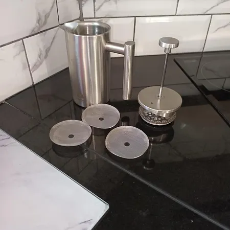 Apartment River Views,kinsale, Hosted By Exquisite Homes, Sleeps 26 Cork