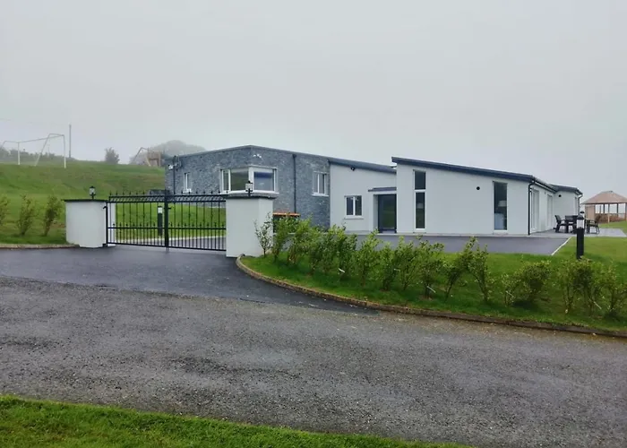 River Views,kinsale, Hosted By Exquisite Homes, Sleeps 26 * 科克