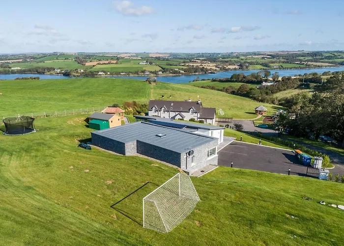 River Views,kinsale, Hosted By Exquisite Homes, Sleeps 26 *