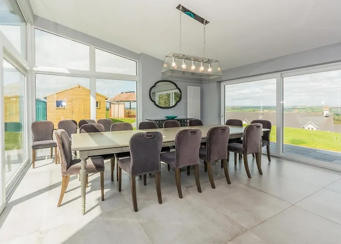 River Views,kinsale, Hosted By Exquisite Homes, Sleeps 26