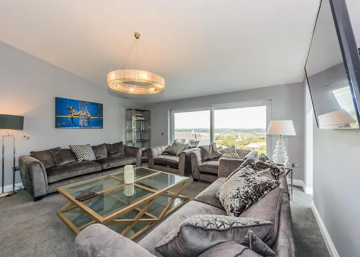 River Views,kinsale, Hosted By Exquisite Homes, Sleeps 26