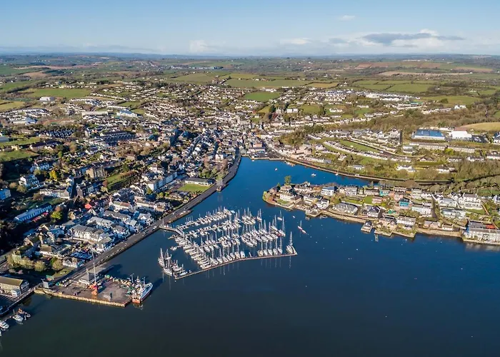 Lejlighed River Views,kinsale, Hosted By Exquisite Homes, Sleeps 26 *