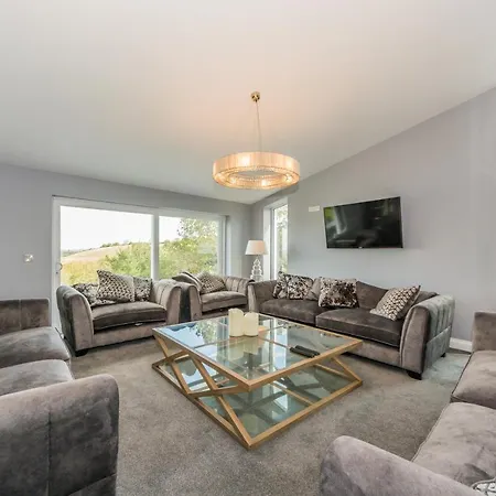 River Views,kinsale, Hosted By Exquisite Homes, Sleeps 26 *