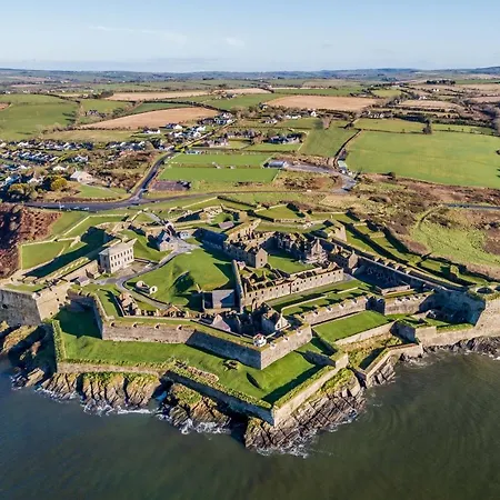 Appartement River Views,kinsale, Hosted By Exquisite Homes, Sleeps 26