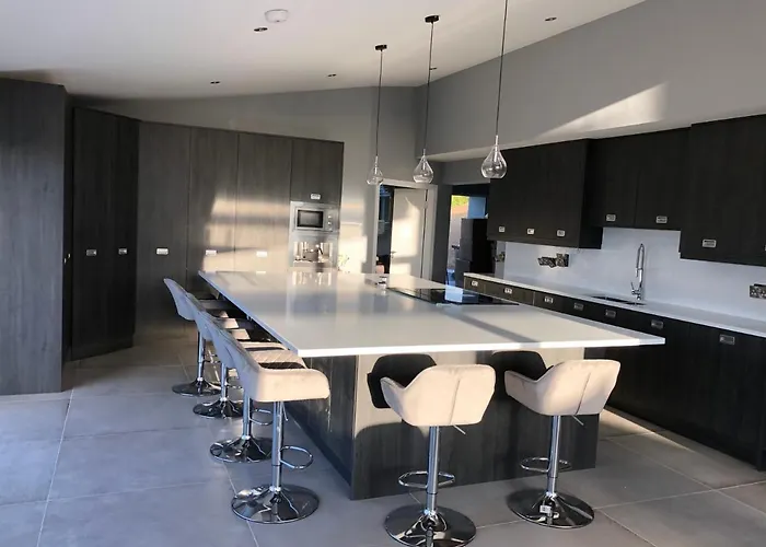 River Views,kinsale, Hosted By Exquisite Homes, Sleeps 26 アパート コーク