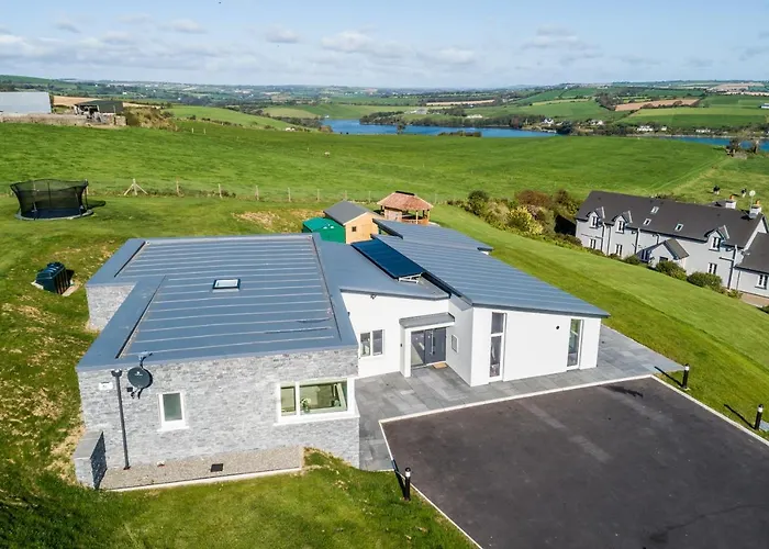 アパート River Views,kinsale, Hosted By Exquisite Homes, Sleeps 26