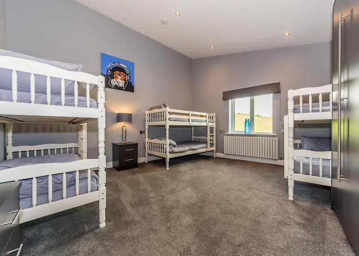 River Views,kinsale, Hosted By Exquisite Homes, Sleeps 26