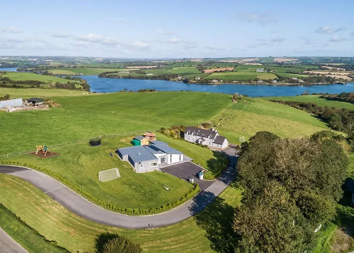 River Views,kinsale, Hosted By Exquisite Homes, Sleeps 26 *