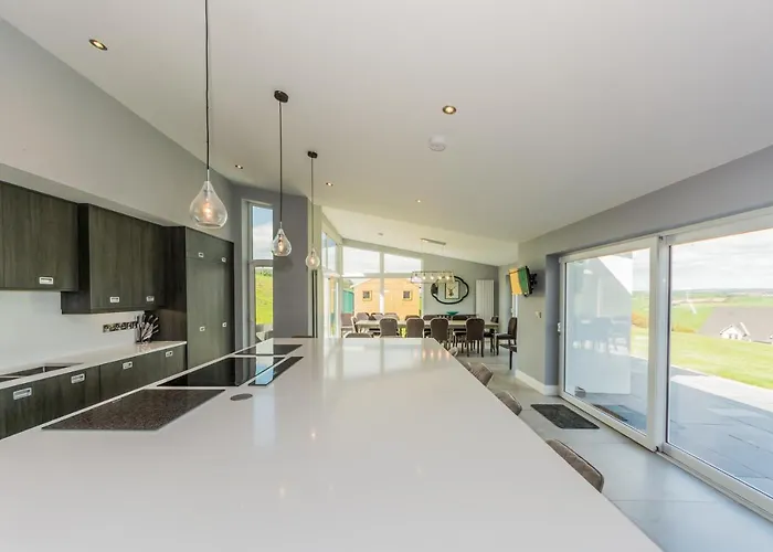 River Views,kinsale, Hosted By Exquisite Homes, Sleeps 26 *