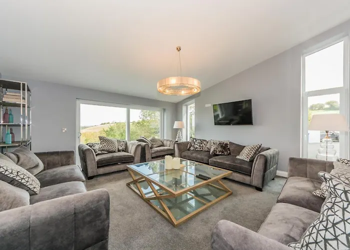 River Views,kinsale, Hosted By Exquisite Homes, Sleeps 26 *