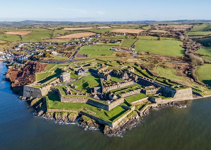 アパート River Views,kinsale, Hosted By Exquisite Homes, Sleeps 26