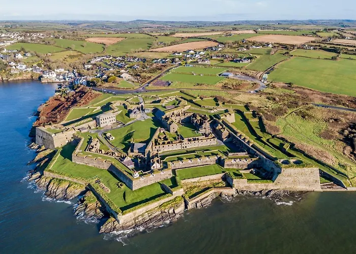 アパート River Views,kinsale, Hosted By Exquisite Homes, Sleeps 26 *